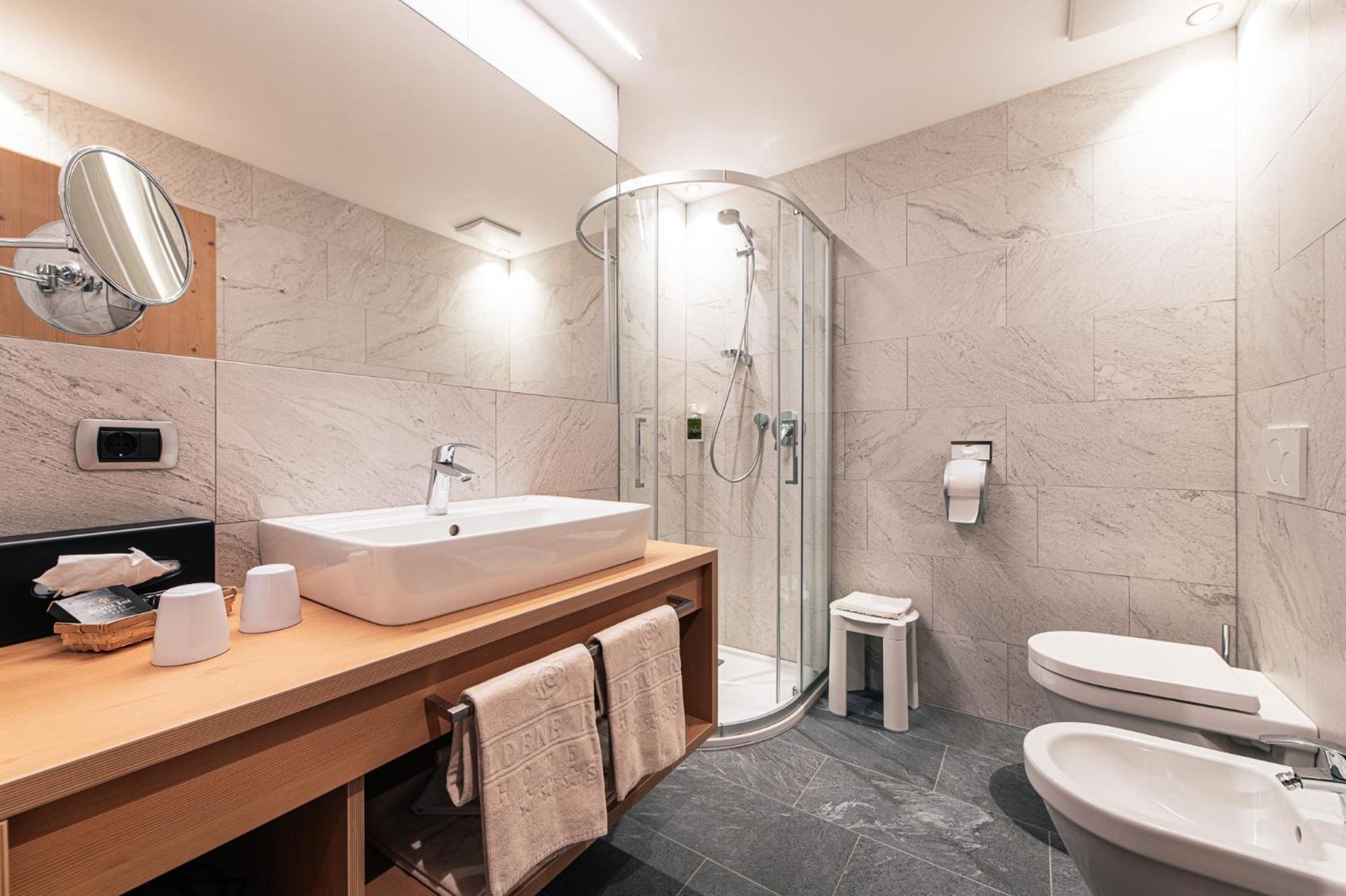 Hotel Goldene Rose Monguelfo-Tesido / Welsberg-Taisten Ngoại thất bức ảnh