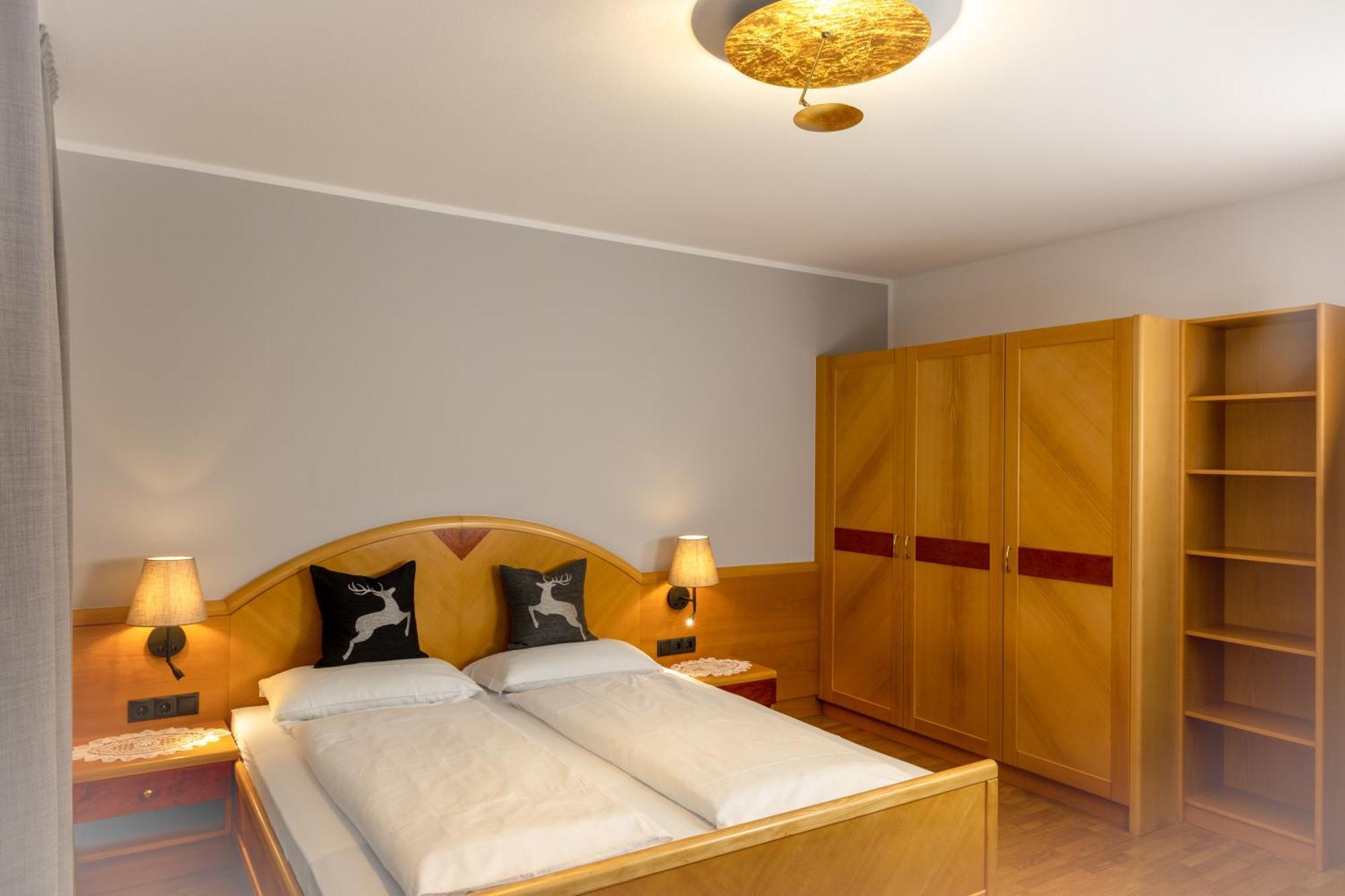 Hotel Goldene Rose Monguelfo-Tesido / Welsberg-Taisten Ngoại thất bức ảnh