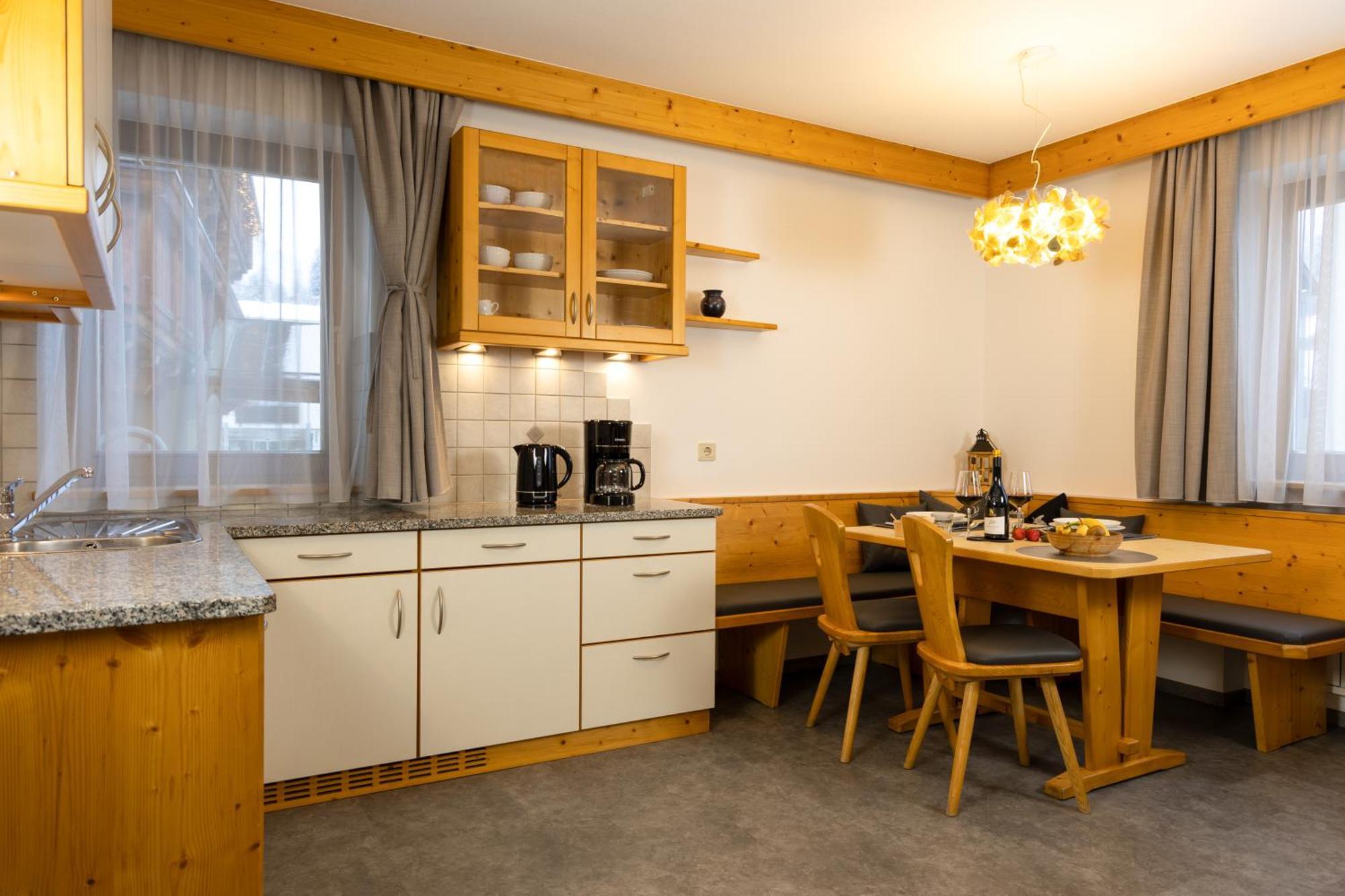 Hotel Goldene Rose Monguelfo-Tesido / Welsberg-Taisten Ngoại thất bức ảnh