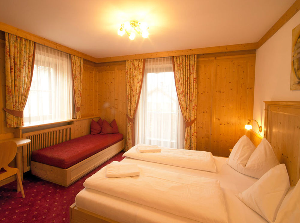 Hotel Goldene Rose Monguelfo-Tesido / Welsberg-Taisten Ngoại thất bức ảnh