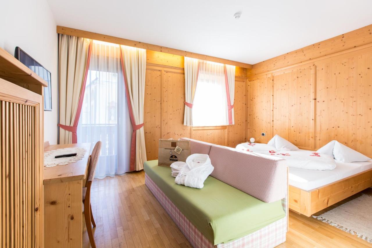 Hotel Goldene Rose Monguelfo-Tesido / Welsberg-Taisten Ngoại thất bức ảnh